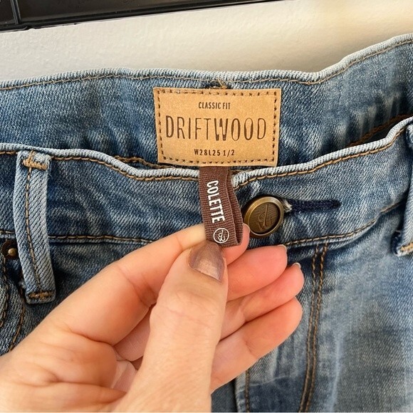 Driftwood Colette Embroidered Released Hem Jeans 28 - Picture 5 of 11